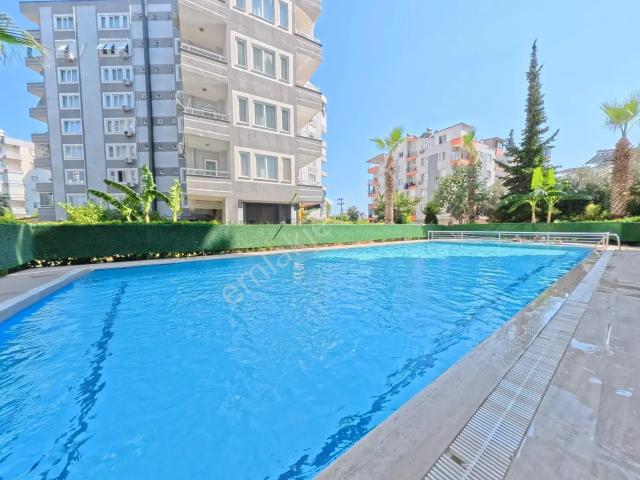 Konyaaltında Satılık 3+1 Daire! Full Eşyalı Site İçinde Havuzlu!
