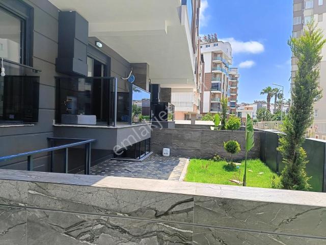 Konyaaltı K Otopark 215m2 Lüks 4+1satılık Daire