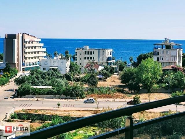 Konyaaltı Plajına Sadece 250 Metre Mesafede Kiralık 3+1 Daire