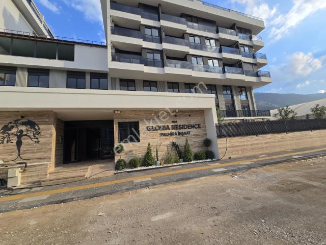 Konyaaltı Sarısuda Prestijli Ultra Lüks Sitede Satılık 1+1 Daire