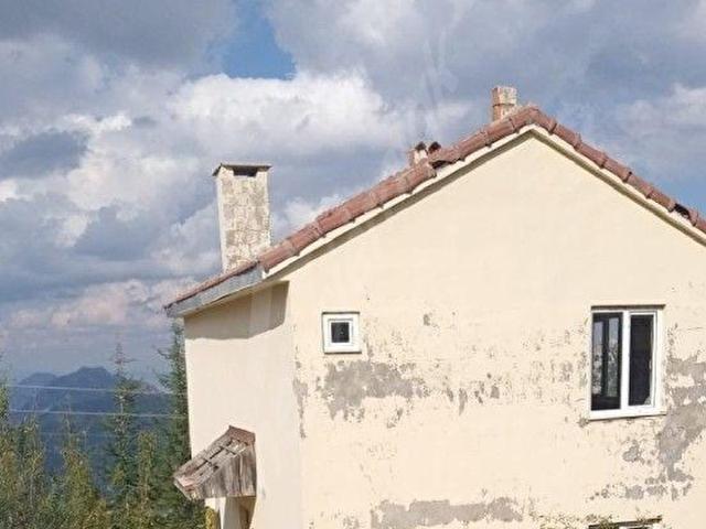 konyaalti geyikbayirinda mustakil bahceli dubleks yayla evi
