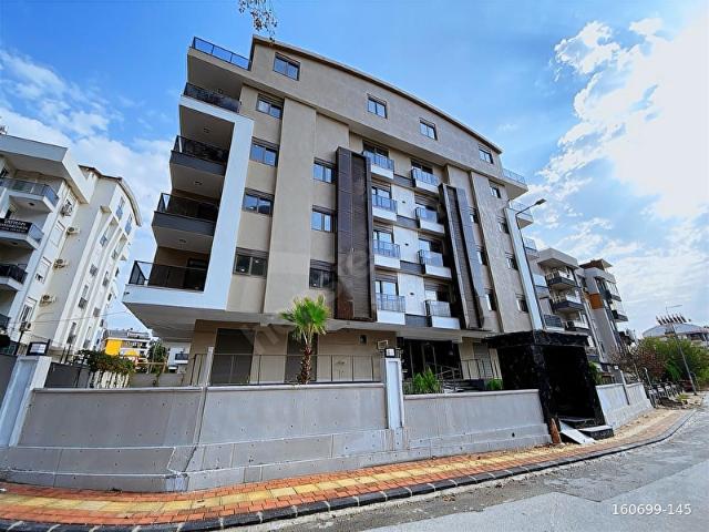 KONYAALTI HURMA MAH.DE HAVUZLU EBEVEYN BANYOLU SATILIK 2+1 DAİRE