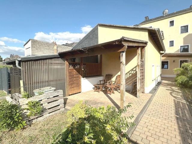 Konz: Familienparadies auf 135m² mit Sauna, Kamin und liebevoll angelegtem Garten