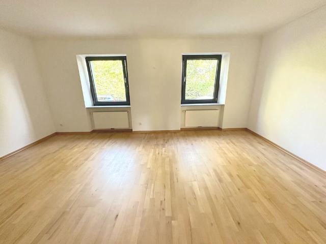 Konz: Familienparadies auf 135m² mit Sauna, Kamin und liebevoll angelegtem Garten