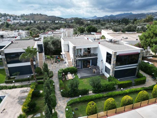 Konacık'ta Zai'ye Komşu Nezih Site İçinde Satılık Modern Daire