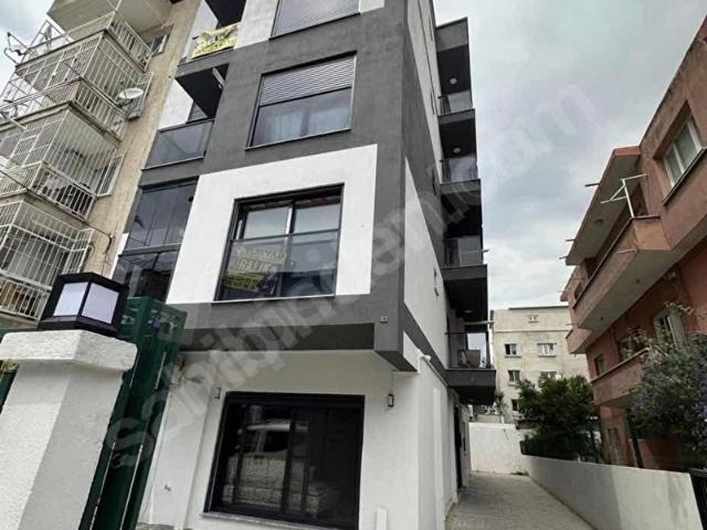 Konak Zeytinlik Mahallesinde Dubleks Diare