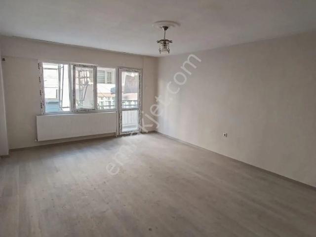 Konak Atilla Mahallesi 3+1 Kiralık Daire