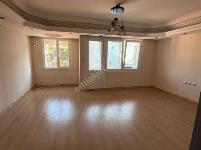 Konak İsmetpaşa Mah.de 2+1 90 M2 Arakat Kiralık Daire