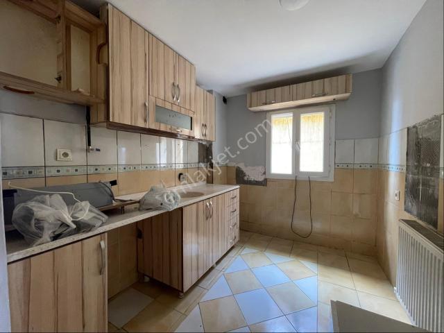 Konak Kılıçreis Mah Kiralık 3+1 Daire