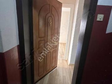 Konak Kılıçreis Mahallesinde 3+1 Bakımlı Kiralık Daire