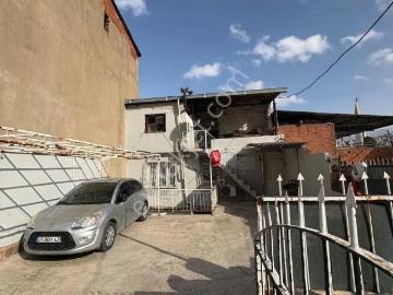 Konak Kocakapıda Ana Cadde Üzeri 3 Katlı Müstakil Bina