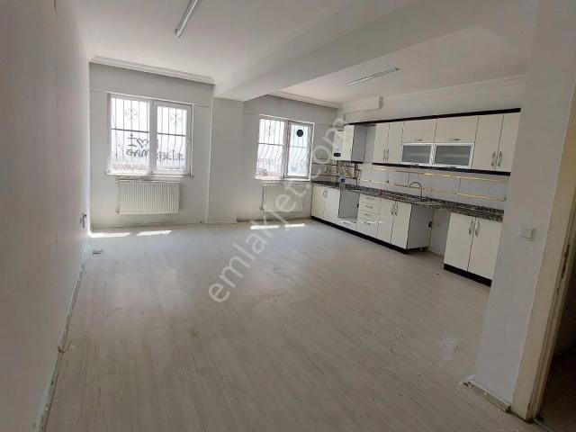 Konak Mahallesinde Kiralık 2+1 Amerikan Mutfak Daire
