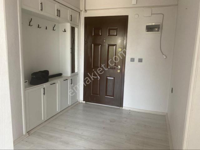 Konak Mahallesinde Satılık 3+1 Daire
