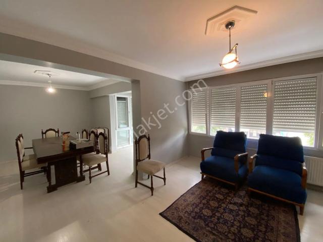 Konak Mimar Sinan'da Trt Binasının Karşısı Kiralık 3+1 Bakımlı Daire