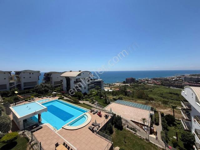 Konaklı'da Deniz Manzaralı, Eşyalı Lüks Kiralık Daire