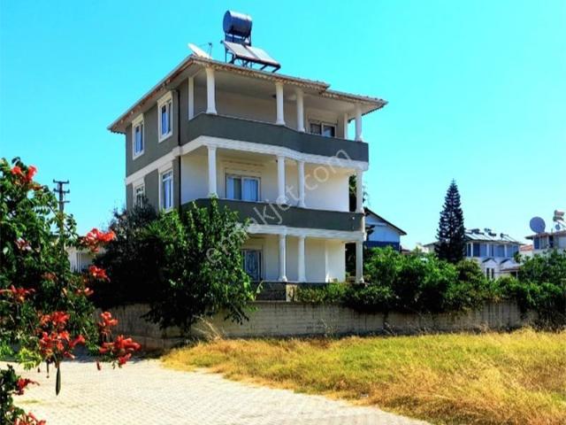 Konaklı'da Satılık Müstakil Özel Yapım Villa