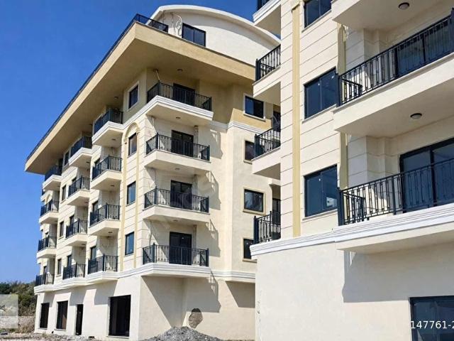 KONAKLIDA LÜKS DENİZ MANZARALI 1.KAT 1+1 57M2 GENİŞ DAİRE