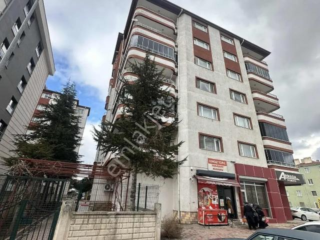 Konal / Yıldızevlerde 3+1 Ebeveyn Banyolu Geniş Ferah Daire
