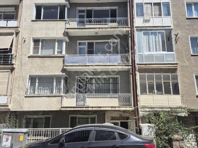 Konevi Mh. Satılık 3+1 Arakat Daire 120m²