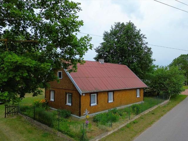 Urokliwy dom 71 m2 z wyposażeniem, ogrzewanie piecami