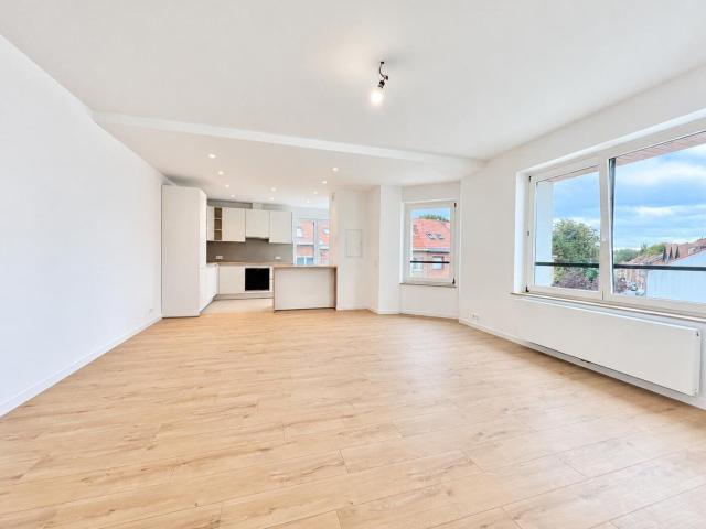 Konkel – 3 bedroom duplex – Completely renovated