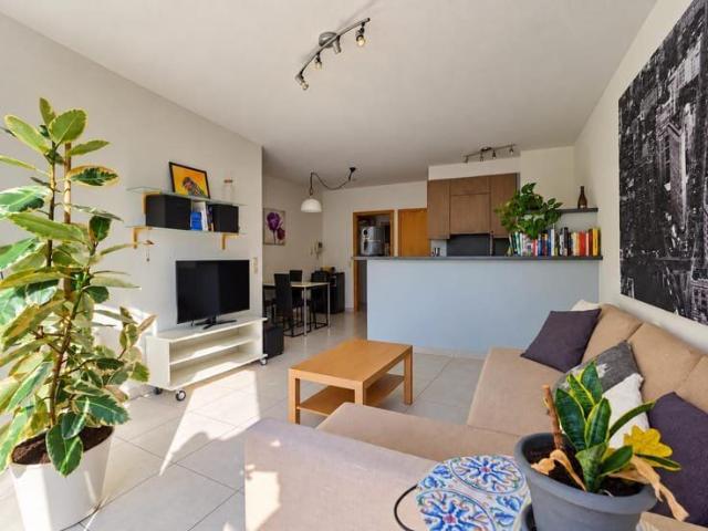 Konkel Neighborhood FURNISHED 1 bedroom apartment