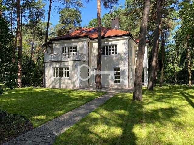 Ekskluzywna willa 460 m² z ogrodem w prestiżowej strefie A Konstancina