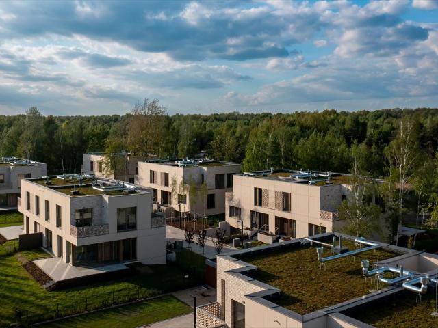 KONSTANCIN JEZIORNA, Torowa 1, 341.98m2