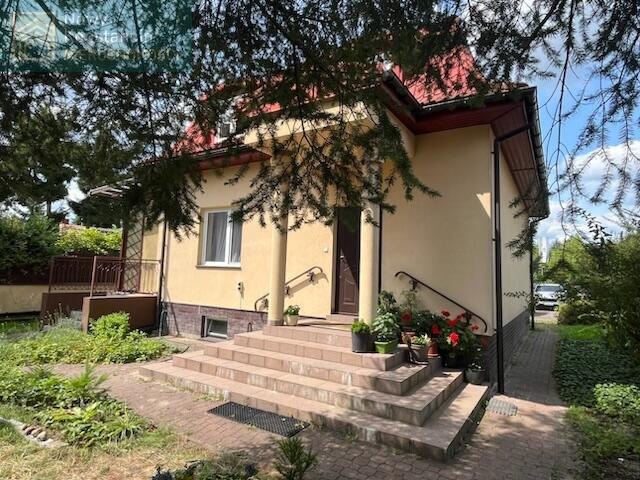 Atrakcyjna nieruchomość z potencjałem w centrum Konstancina