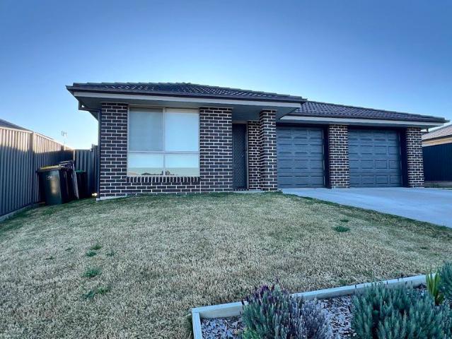 Kootingal Duplex