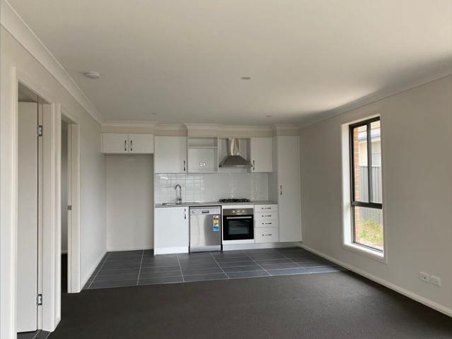 KOOTINGAL Modern Duplex