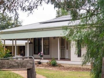 Kooyong 20 Acres of Lifestyle, Equestrian & Investment Potential