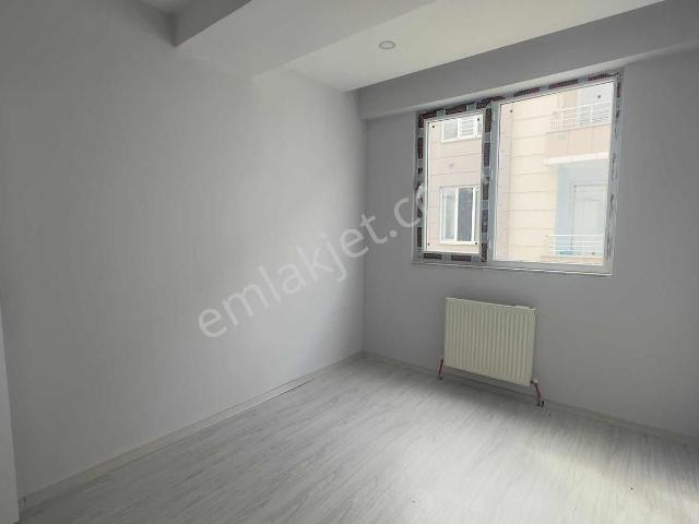 Kooperatif Mahallesi Satılık 1+1 Daire