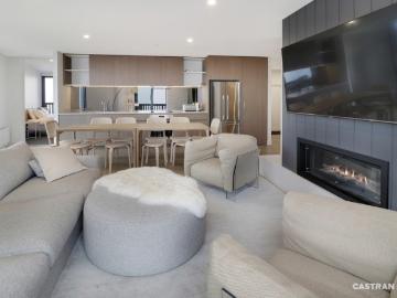 Kooroora 305 Luxury Three Bedroom Alpine Retreat in the Heart of Mt Buller Village