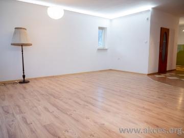 Wynajem domu 98 m2 z tarasem i balkonem w Kobyłce