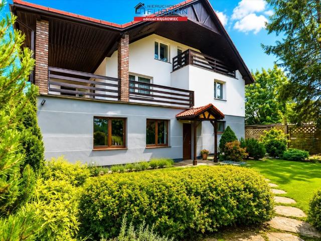 Kobylec, 350 m2