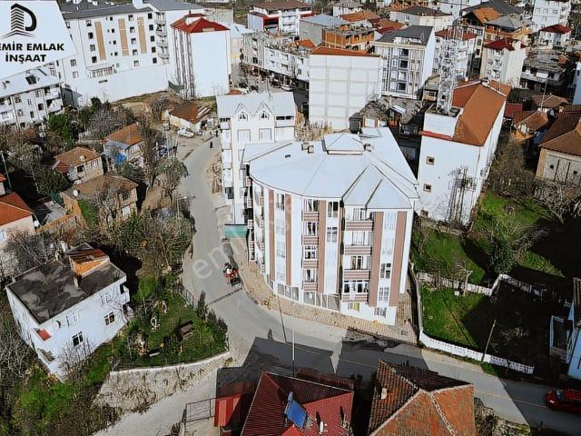 Kocaali Merkezde Geniş Kullanım Alanlı Deniz Manzaralı Daire