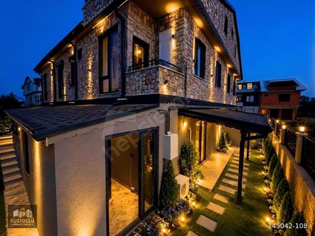 KOCAALİ ALANDERE MAH MARKETE YAKIN TRİBLEKS LÜKS VİLLA