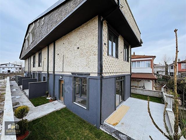 KOCAALİ ALANDERE DENİZE YAKIN UYGUN ULTRA LÜKS TRIBLEKS VİLLA