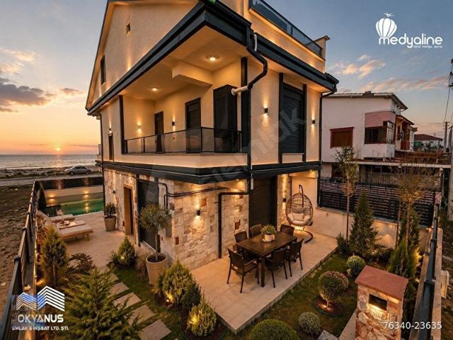 KOCAALİ'DE DENİZE 2.PARSEL TAM MÜSTAKİL ÖZEL HAVUZLU TRİPLEKS