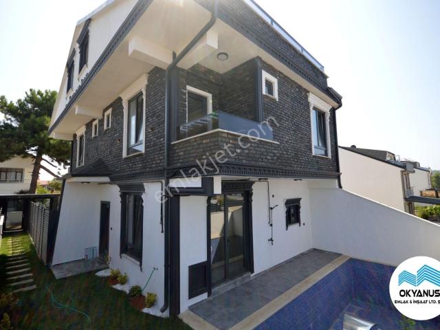 Kocaali De Havuzlu Şık 3+1 Villa ! Denize Çok Yakın