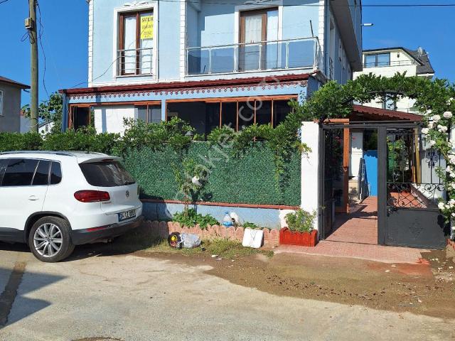 Kocaali Yalı Mahallesinde 3+1 Tripleks Villa