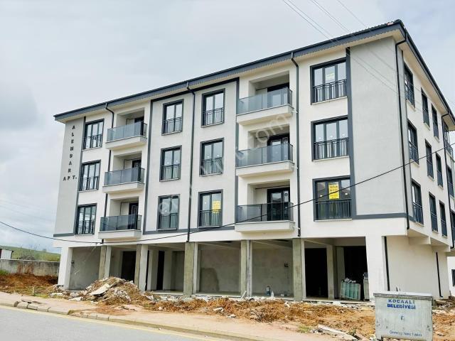 Kocaalide Çarşı Merkeze Yakın Deniz Manzaralı Kiralık 2+1 Daire