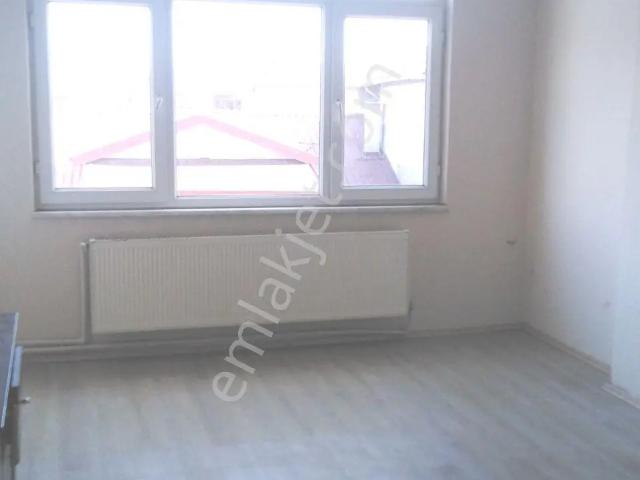 Kocaeli Gölcük Dumlupınar Mahallesi Kiralık 2+1 Daire