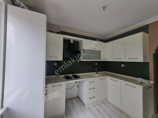 Kocaeli İzmit Krediye Uygun Satılık 2+1 Bahçe Dubleks Daire