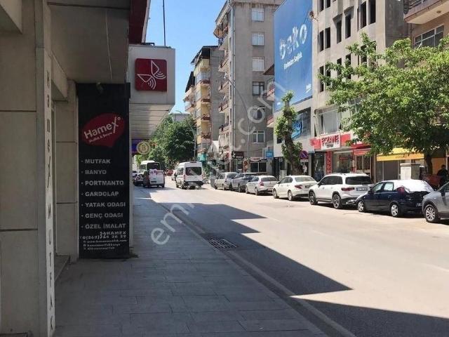Kocaeli İzmit Kadıköy Mahallesi'nde Satılık 3+1 Ara Kat Daire