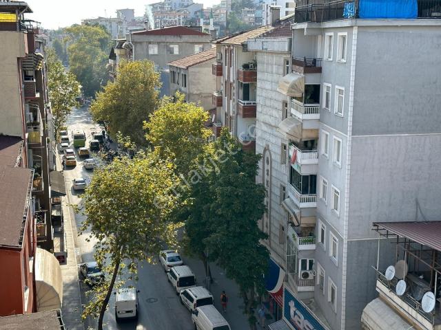 Kocaeli İzmit Kadıköy Mahhalesinde 2+1 Kiralık Daire