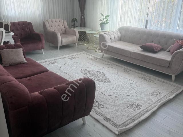 Kaçmaz Emlak'tan Kocaeli İzmitte Satılık Müstakil Ev+ 808m2 Arsa