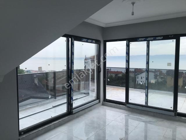 Kocaeli Karamürsel 4temmuz Mah Deniz Manzaralı Satılık 3+1 Daire