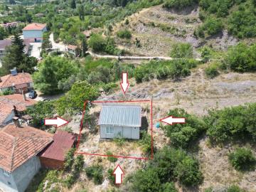 Kocaeli Karamürsel Akçat Mahallesi Satılık Ev Ve Arsası